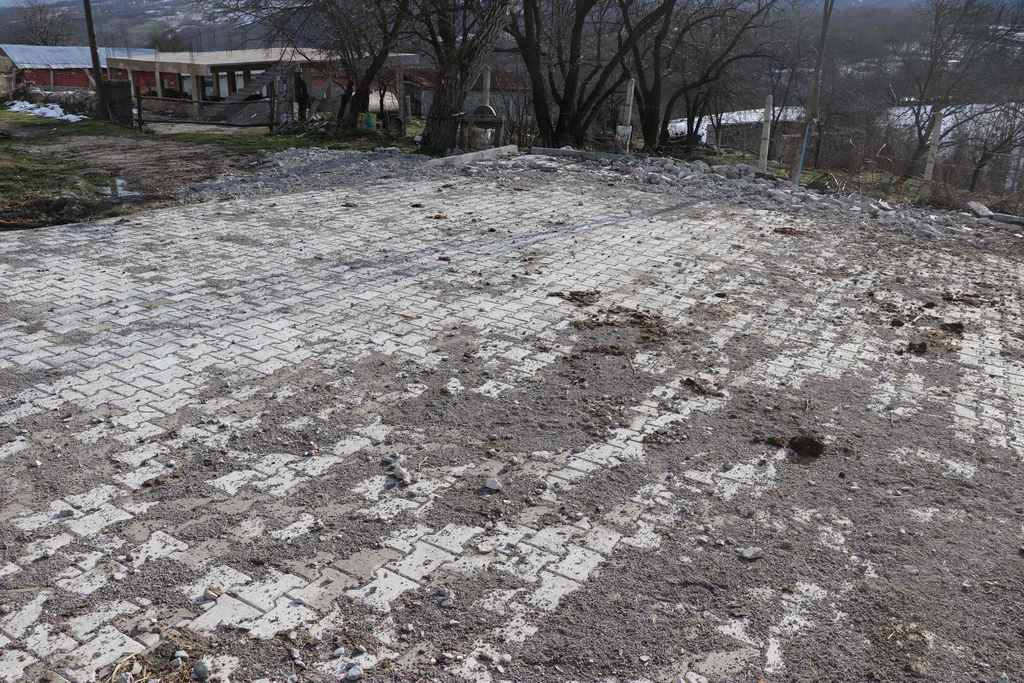 Karlı